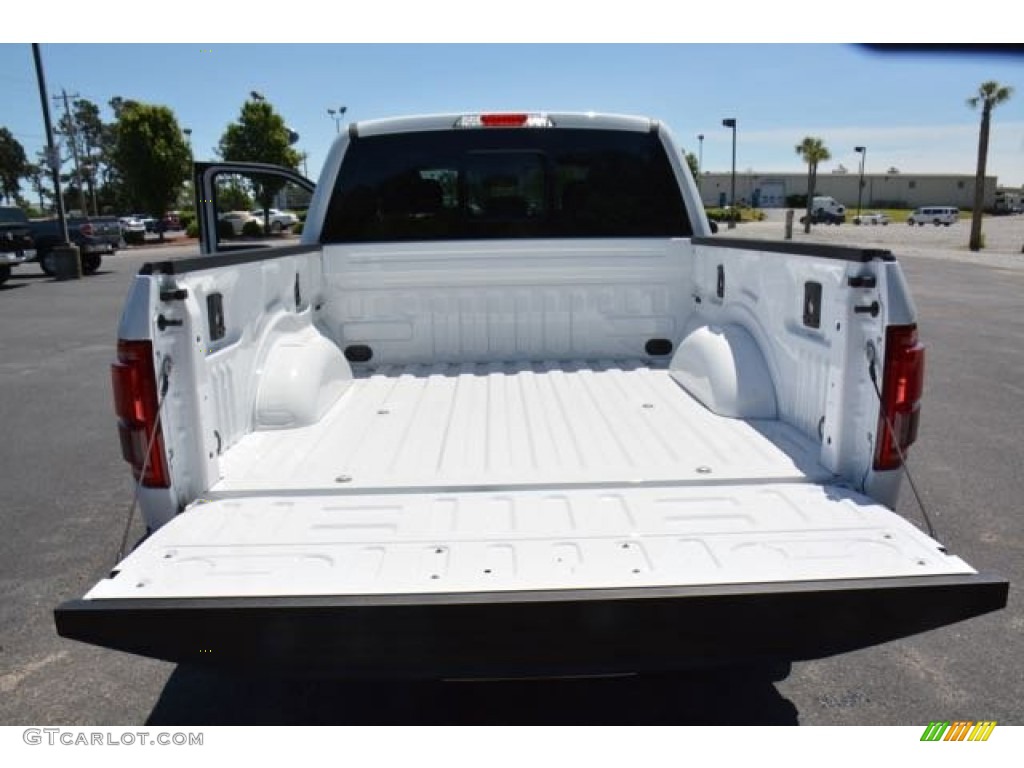 2015 F150 Lariat SuperCrew 4x4 - Oxford White / Black photo #16