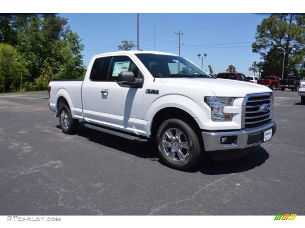 2015 F150 XLT SuperCab - Oxford White / Medium Earth Gray photo #3