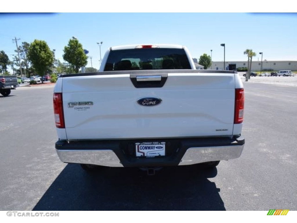 2015 F150 XLT SuperCab - Oxford White / Medium Earth Gray photo #6