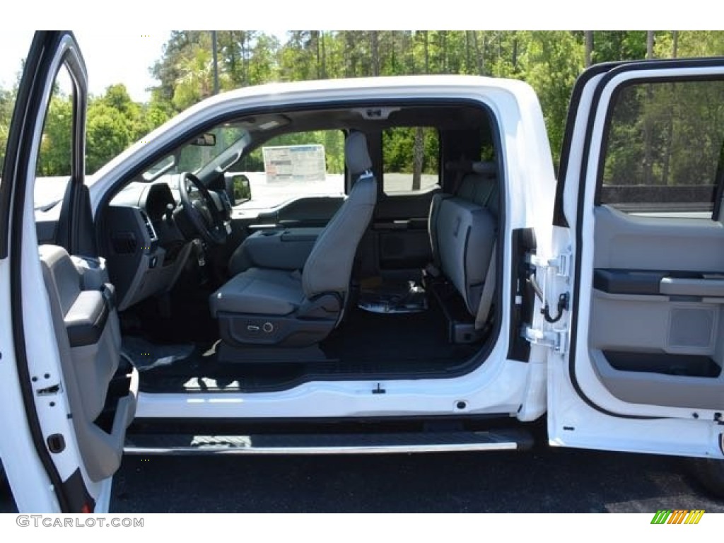 2015 F150 XLT SuperCab - Oxford White / Medium Earth Gray photo #10