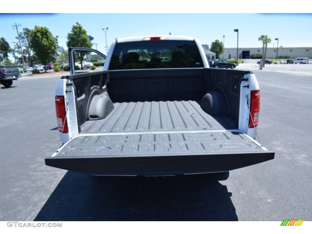 2015 F150 XLT SuperCab - Oxford White / Medium Earth Gray photo #13