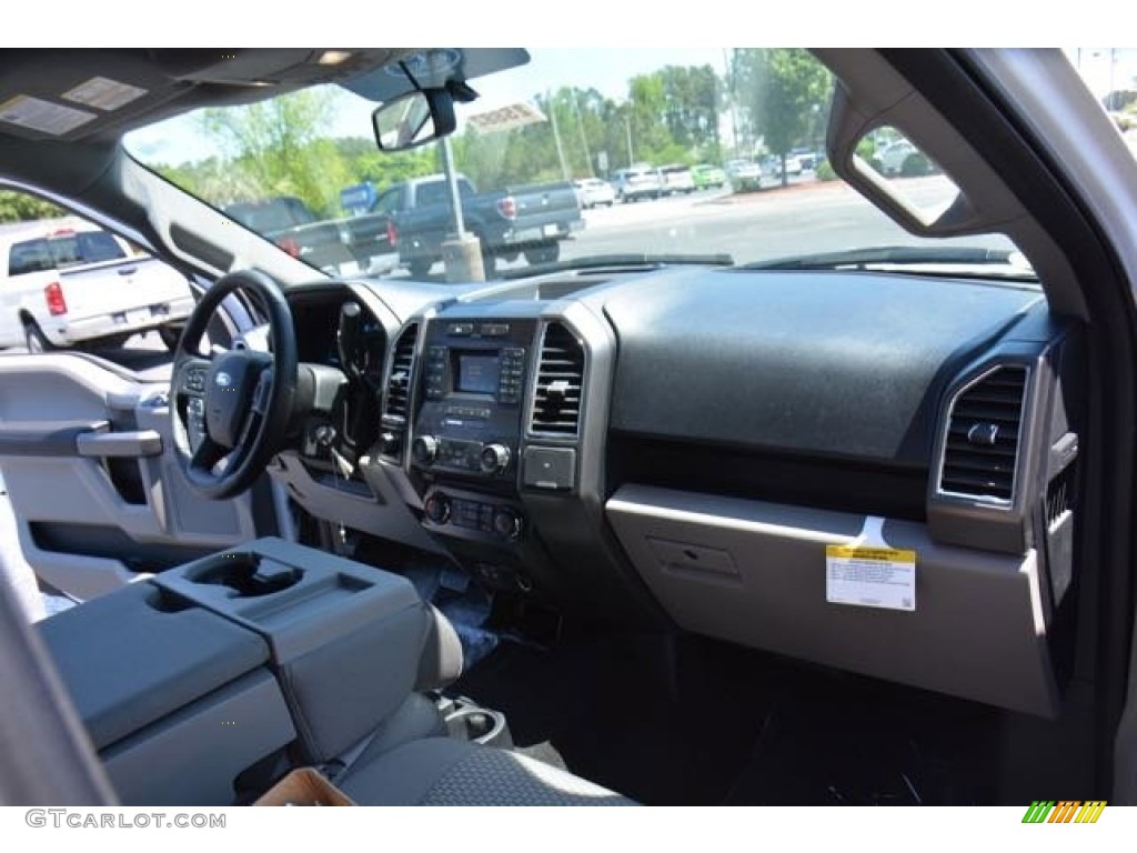 2015 F150 XLT SuperCab - Oxford White / Medium Earth Gray photo #14