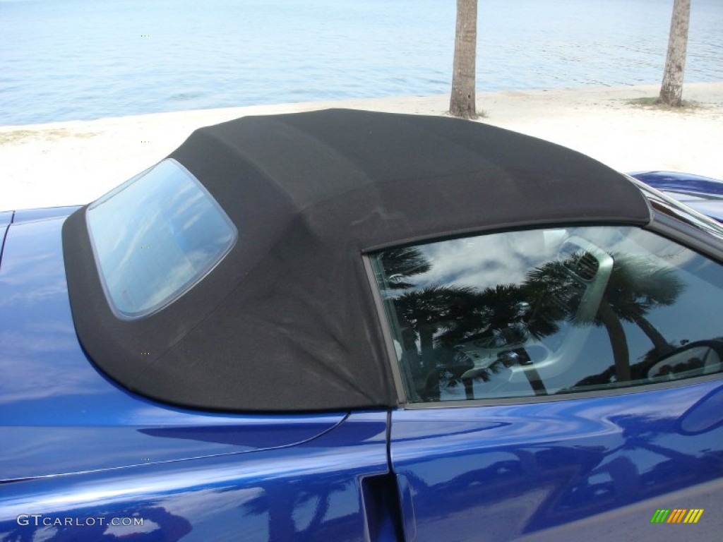 2005 Corvette Convertible - LeMans Blue Metallic / Ebony photo #29