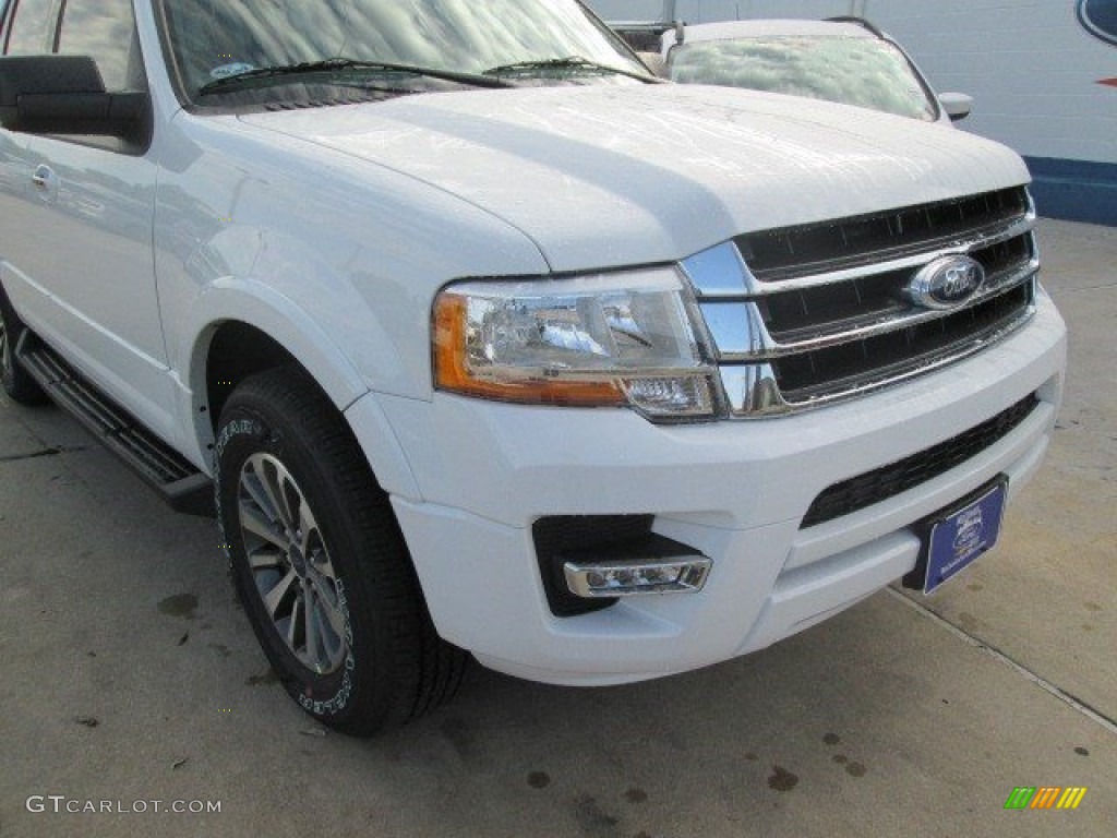 2015 Expedition XLT - Oxford White / Ebony photo #2