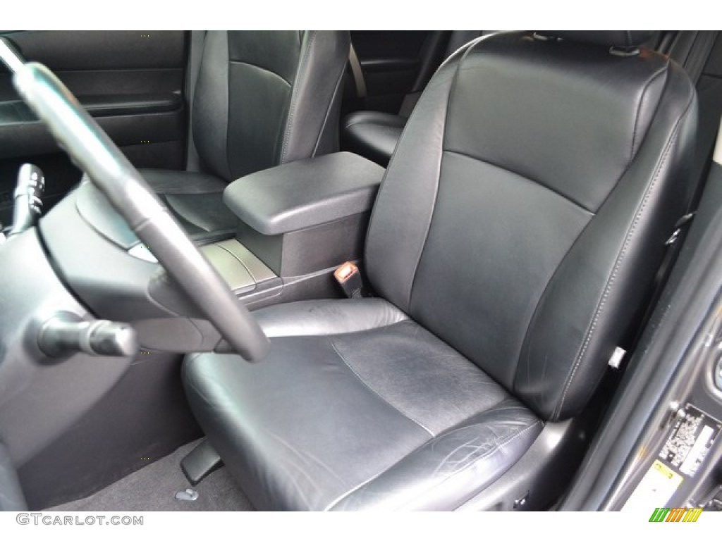 Black Interior 2011 Toyota Highlander SE 4WD Photo #103497137