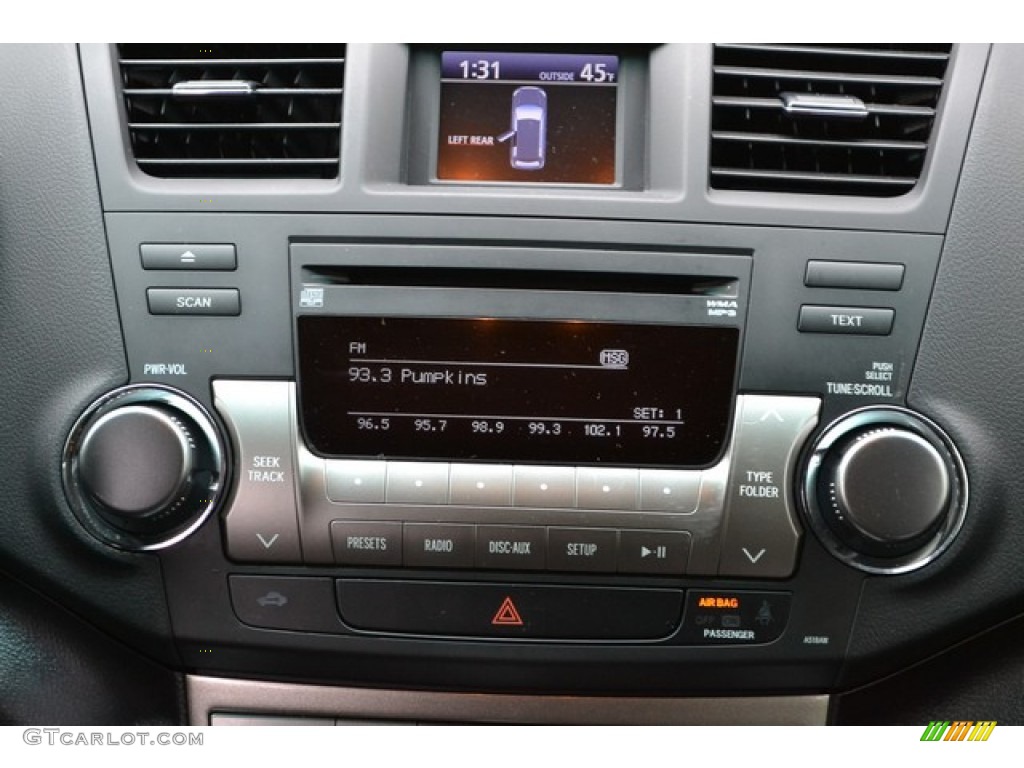 2011 Toyota Highlander SE 4WD Audio System Photo #103497224