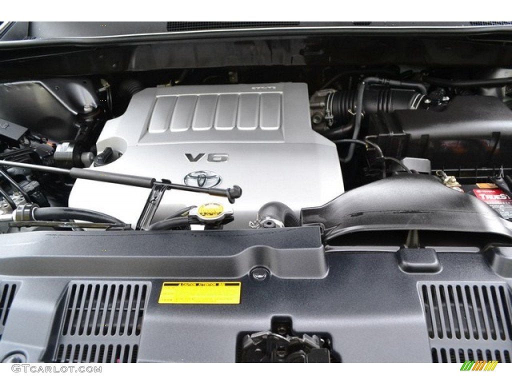 2011 Toyota Highlander SE 4WD Engine Photos