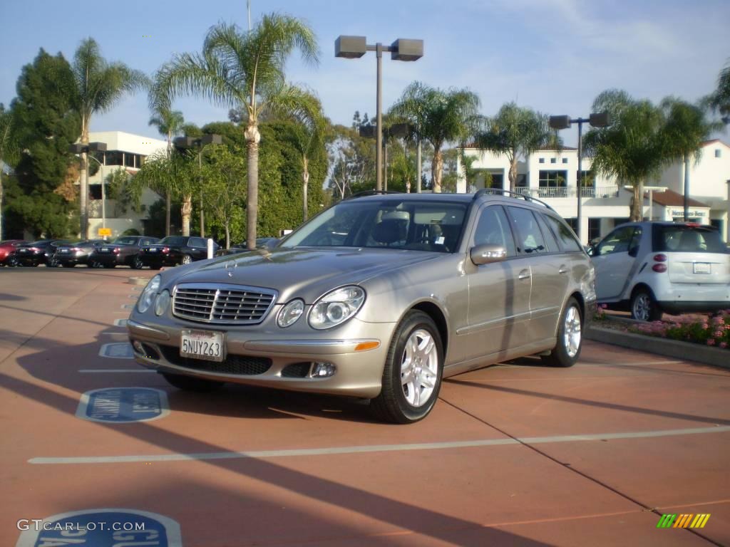 2006 E 350 Wagon - Pewter Metallic / Charcoal photo #1