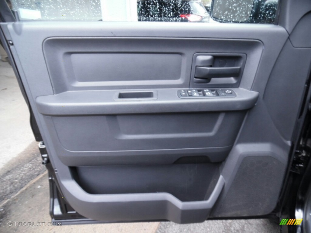 2012 Ram 1500 ST Quad Cab 4x4 - Black / Dark Slate Gray/Medium Graystone photo #15