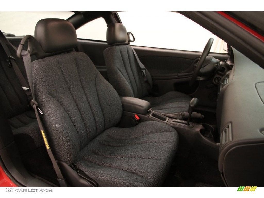 2004 Cavalier Coupe - Victory Red / Graphite photo #10