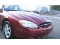 Matador Red Metallic - Taurus SE Photo No. 2