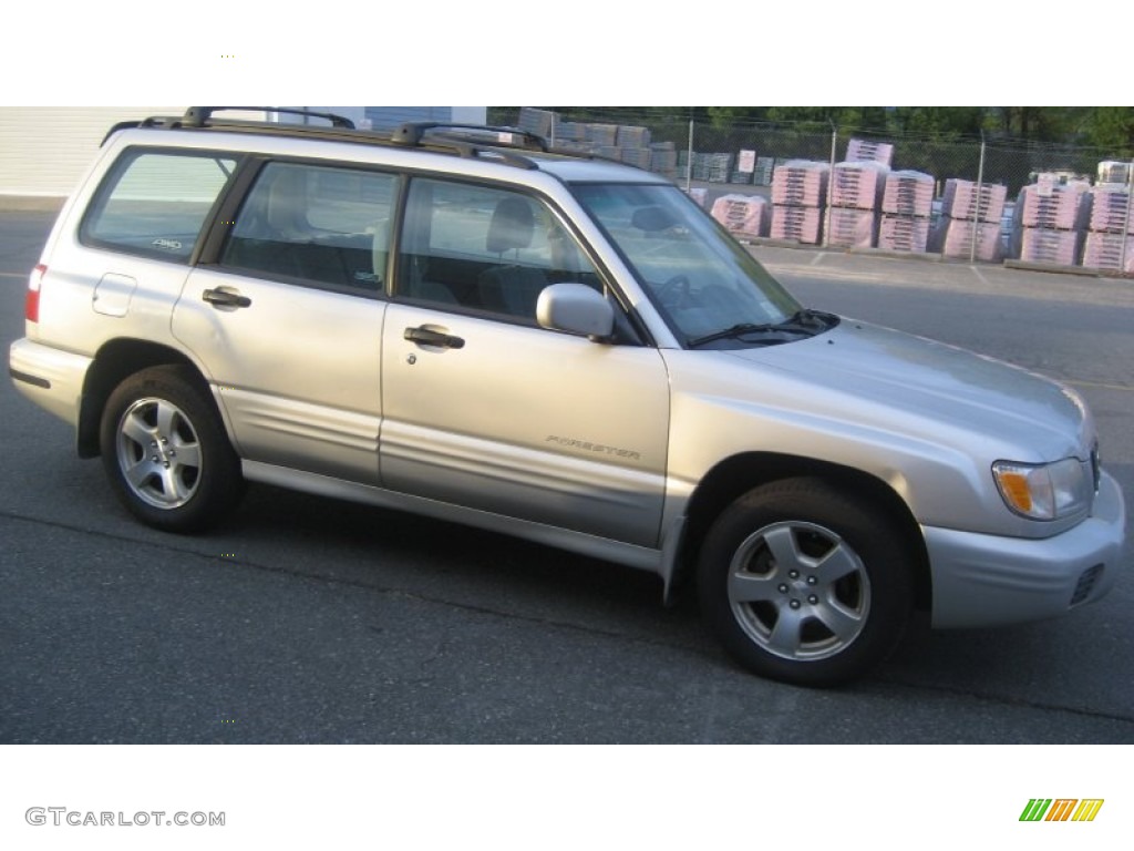 2001 Forester 2.5 S - Silverthorn Metallic / Gray photo #4