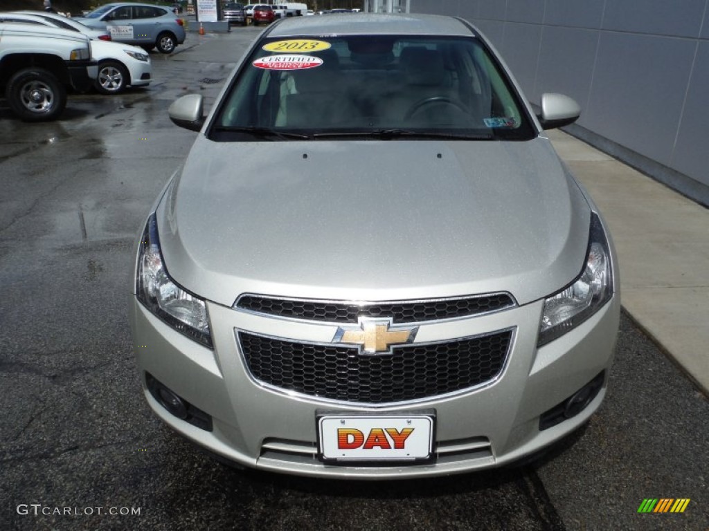 2013 Cruze LTZ - Champagne Silver Metallic / Cocoa/Light Neutral photo #5