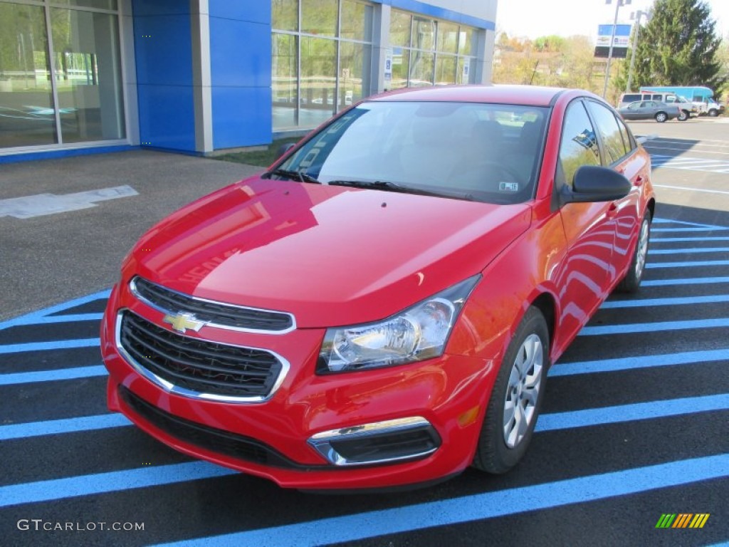 2015 Cruze LS - Red Hot / Jet Black/Medium Titanium photo #11