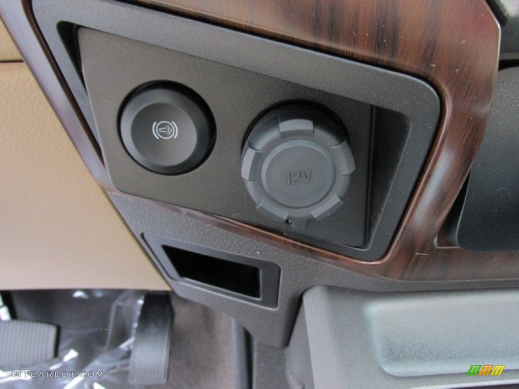 2015 F350 Super Duty Lariat Crew Cab 4x4 - Bronze Fire / Adobe photo #35