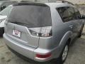 2010 Cool Silver Metallic Mitsubishi Outlander ES  photo #6