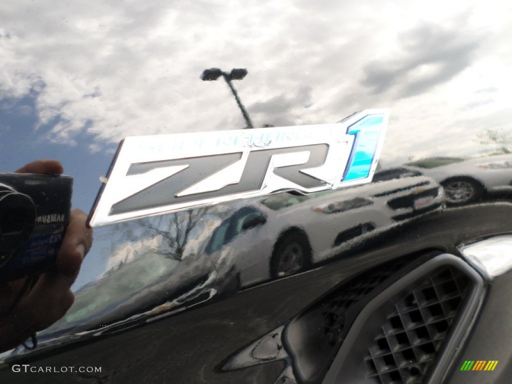 2010 Chevrolet Corvette ZR1 Marks and Logos Photos