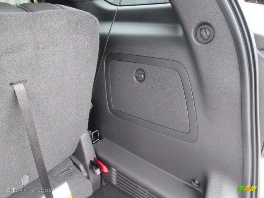 2015 Explorer XLT - White Platinum / Charcoal Black photo #21