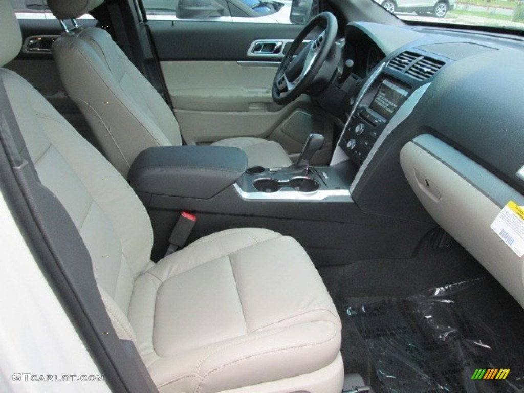 2015 Explorer XLT - White Platinum / Medium Light Stone photo #21