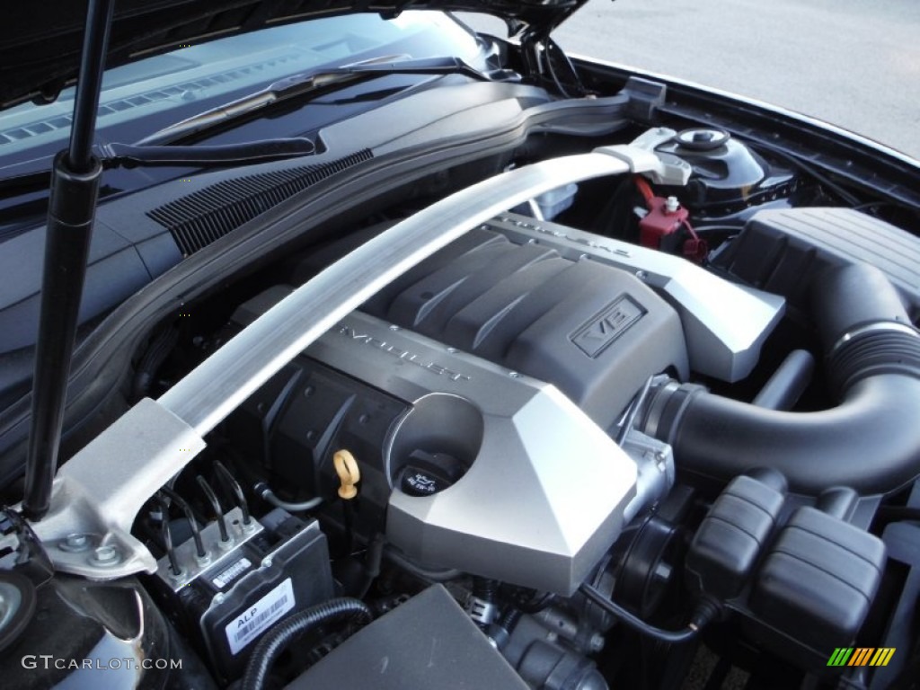 2013 Chevrolet Camaro SS Convertible Engine Photos