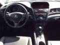 Silver Moon - ILX 2.0L Technology Photo No. 15