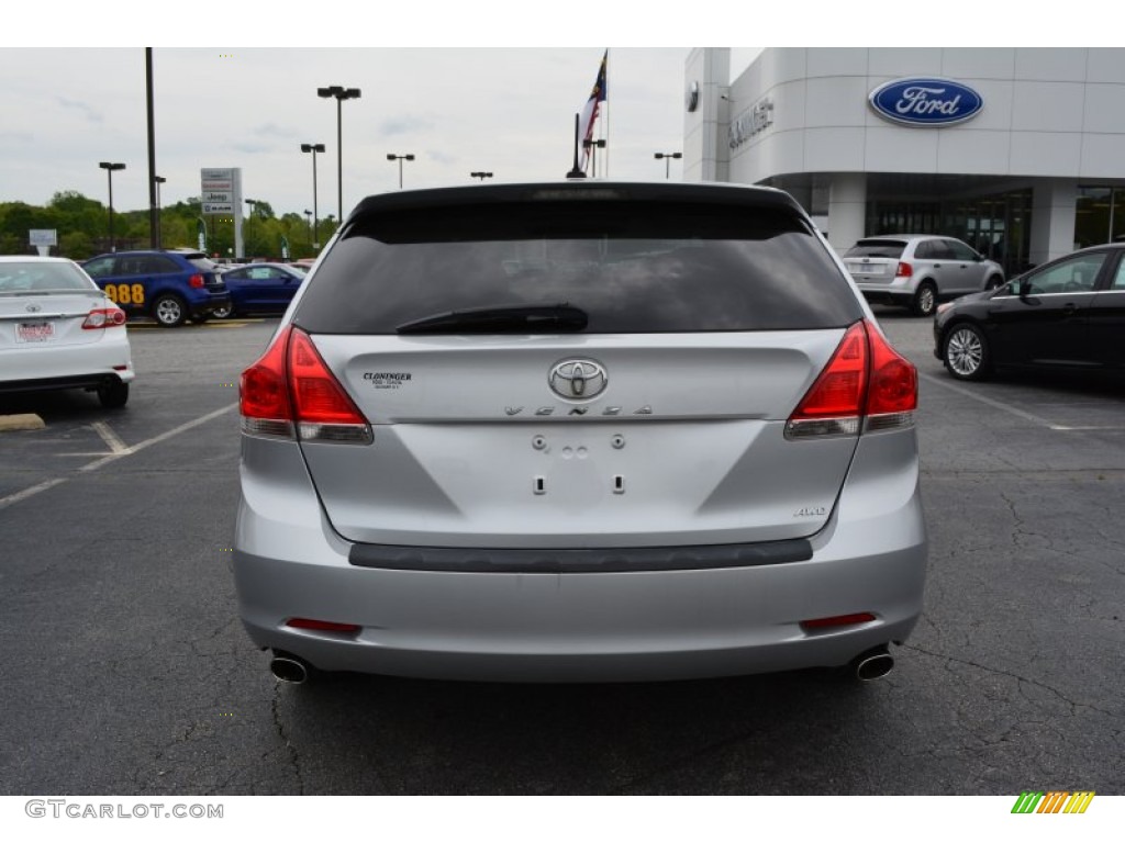 2010 Venza V6 AWD - Classic Silver Metallic / Gray photo #4