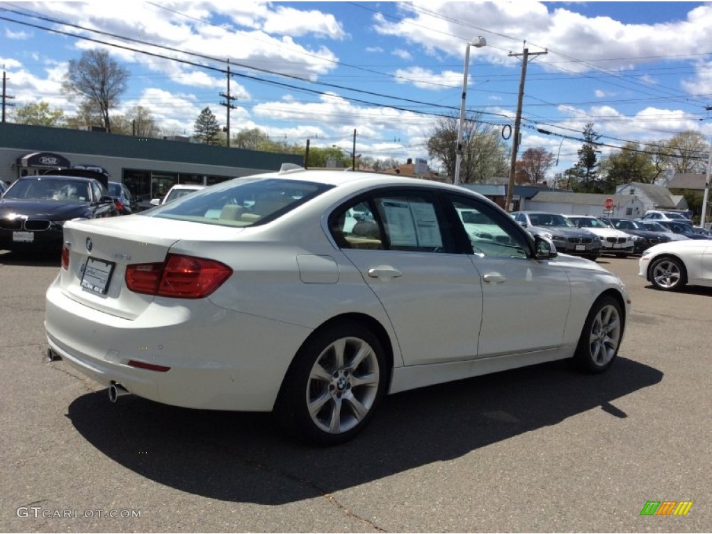 2015 3 Series 335i xDrive Sedan - Alpine White / Venetian Beige photo #3