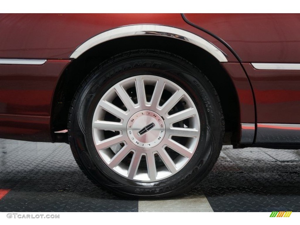 2003 Lincoln Town Car Signature Wheel Photos