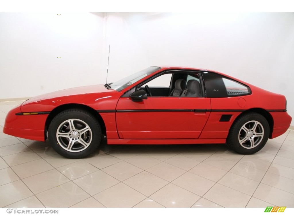 1988 Fiero GT - Flame Red / Gray photo #4