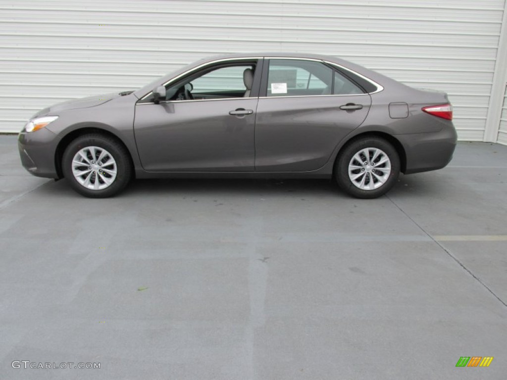 2015 Camry LE - Predawn Gray Mica / Ash photo #6