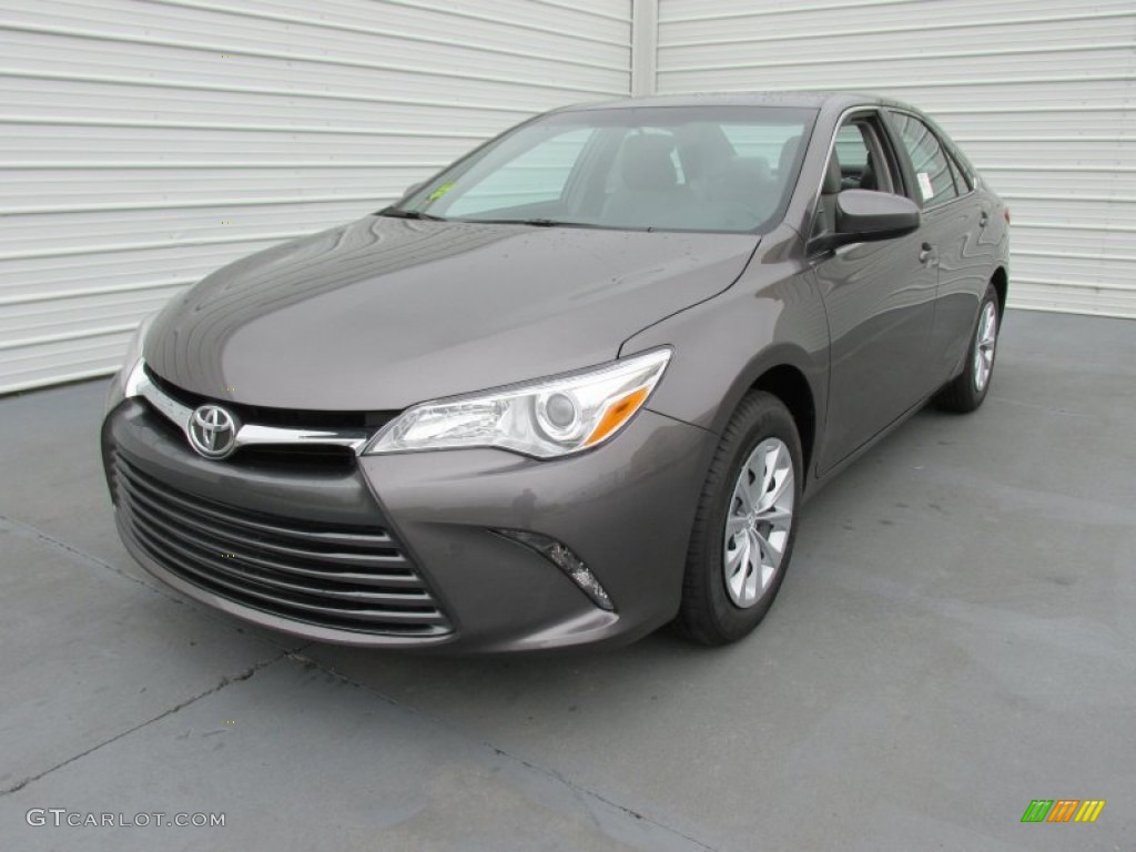 2015 Camry LE - Predawn Gray Mica / Ash photo #7