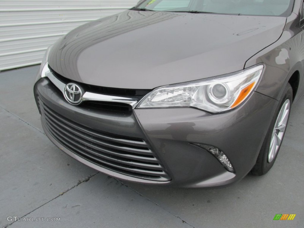 2015 Camry LE - Predawn Gray Mica / Ash photo #10