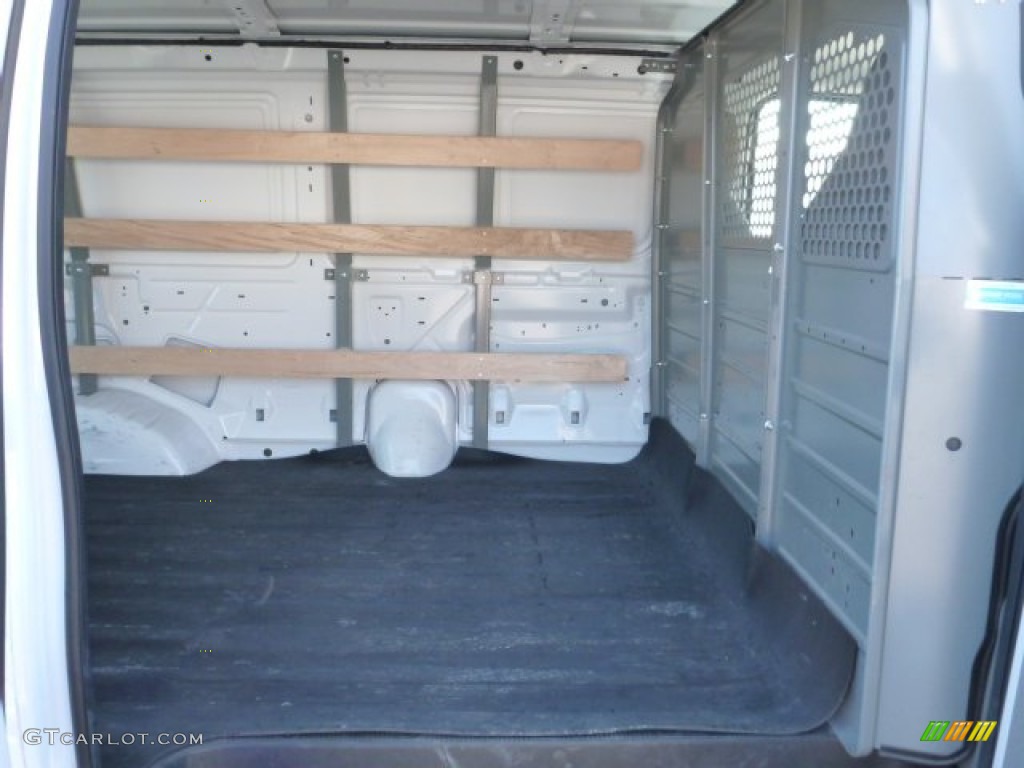 2014 E-Series Van E250 Cargo Van - Oxford White / Medium Flint photo #3