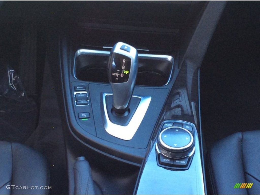 2015 3 Series 328i xDrive Sedan - Mineral White Metallic / Black photo #17