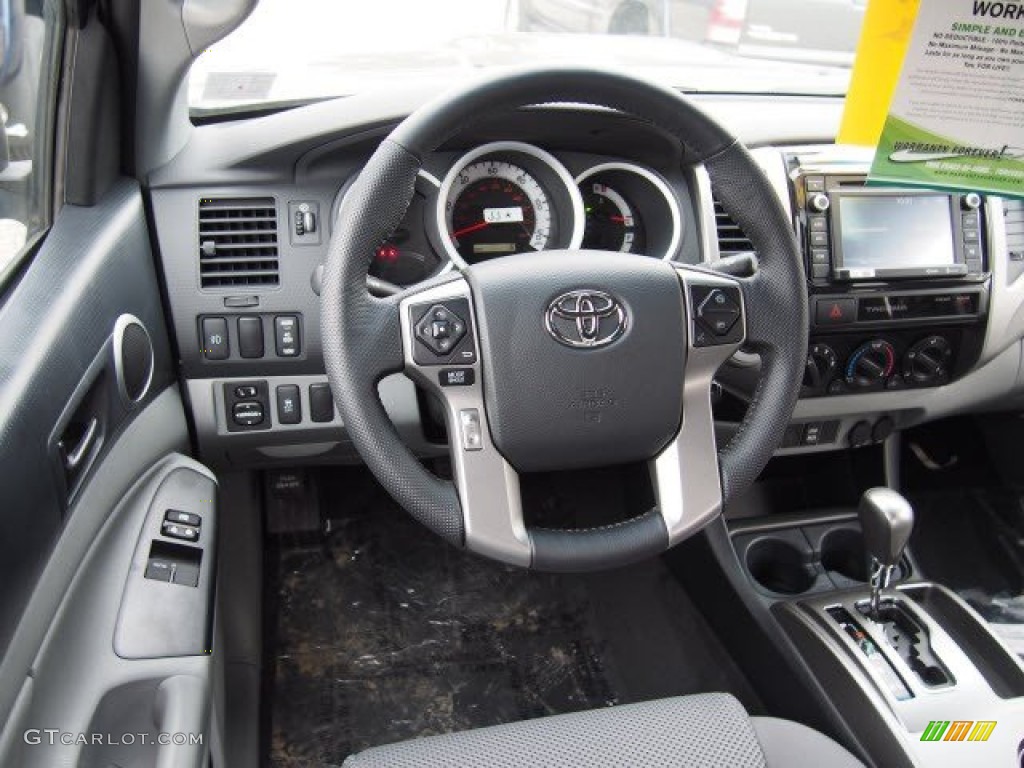 2015 Tacoma V6 Access Cab 4x4 - Black / Graphite photo #5