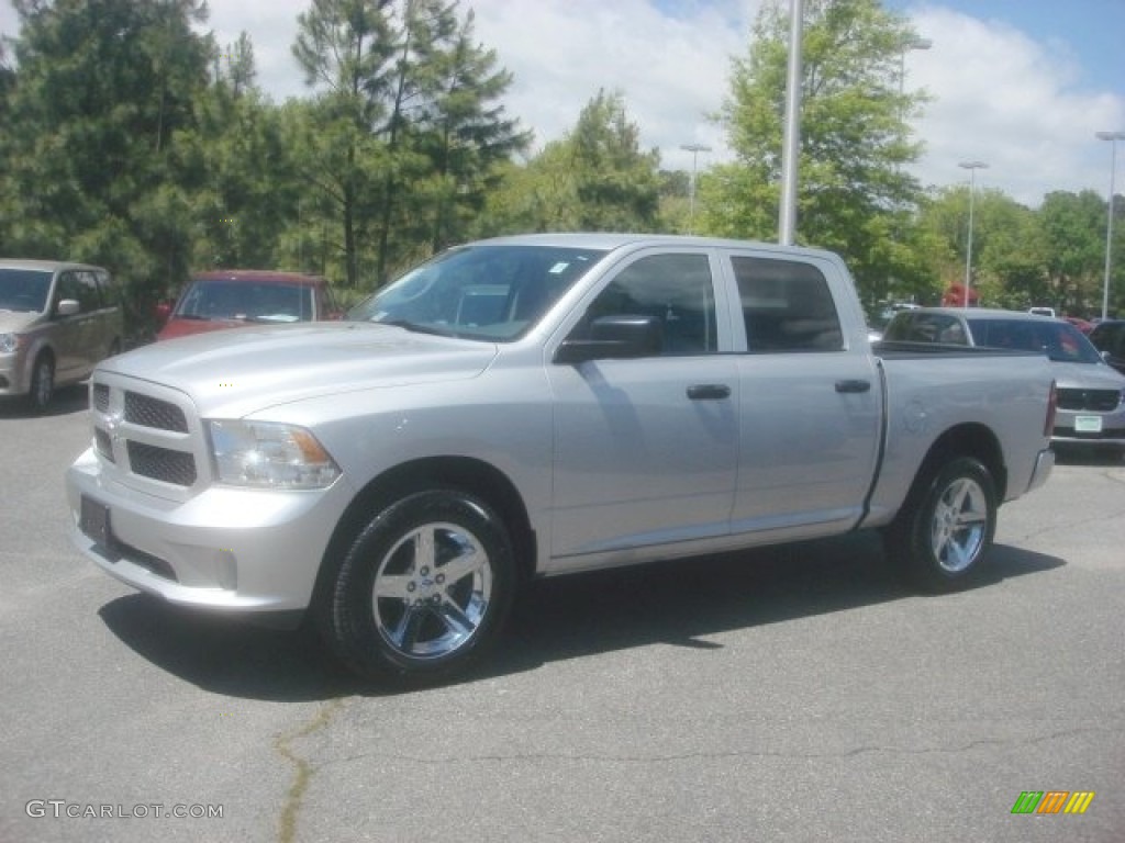 2014 1500 Express Crew Cab - Bright Silver Metallic / Black/Diesel Gray photo #10