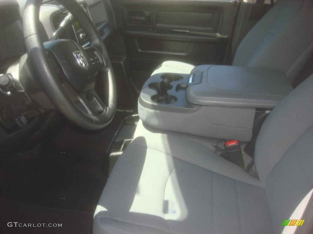 2014 1500 Express Crew Cab - Bright Silver Metallic / Black/Diesel Gray photo #19