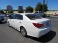 Blizzard White Pearl - Avalon Limited Photo No. 5