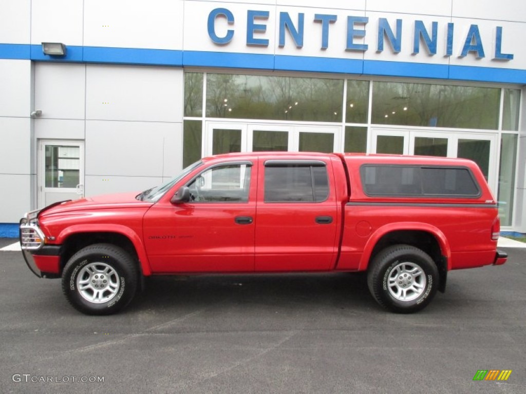 2002 Dakota Sport Quad Cab 4x4 - Flame Red / Dark Slate Gray photo #2