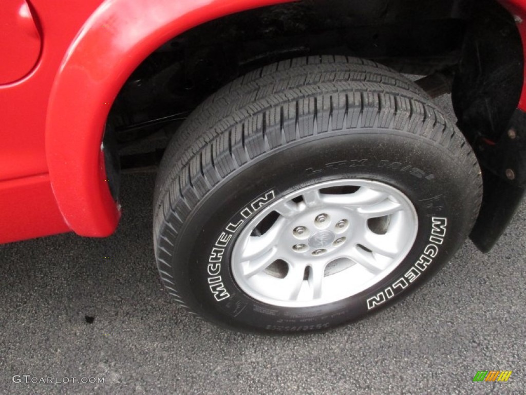 2002 Dakota Sport Quad Cab 4x4 - Flame Red / Dark Slate Gray photo #3
