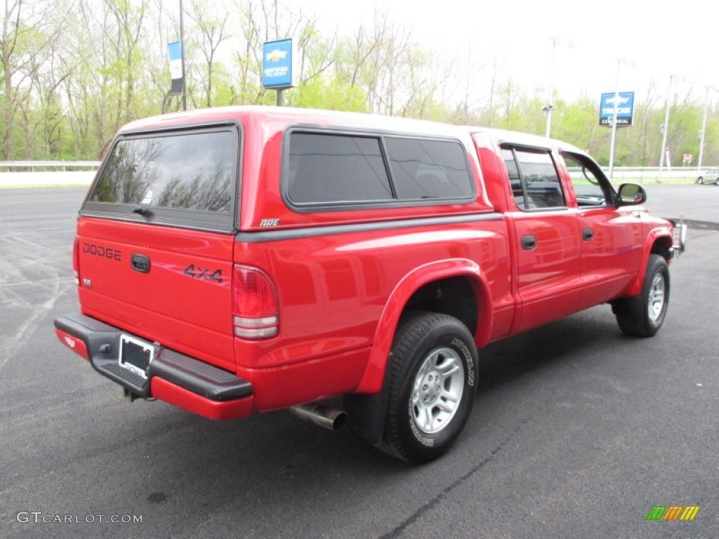 2002 Dakota Sport Quad Cab 4x4 - Flame Red / Dark Slate Gray photo #11