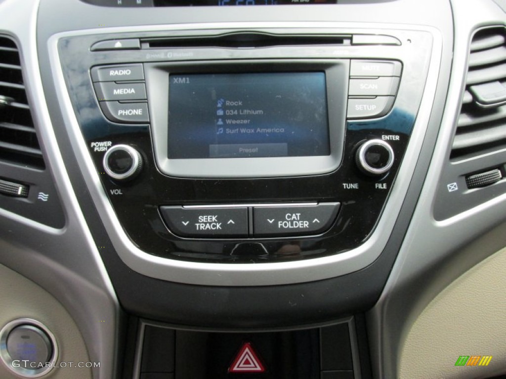 2016 Elantra Value Edition - White / Beige photo #25