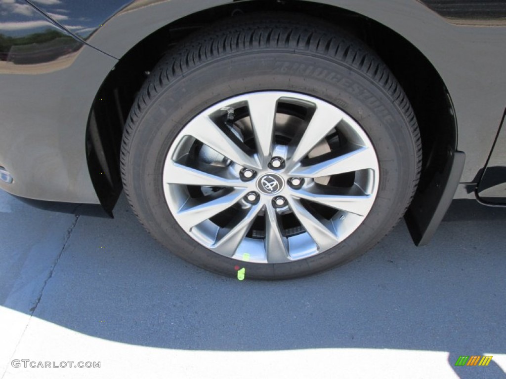 2015 Camry XLE V6 - Attitude Black Metallic / Black photo #11
