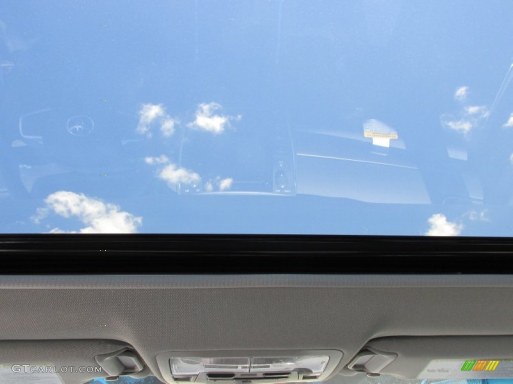 2015 Camry XLE V6 - Attitude Black Metallic / Black photo #23