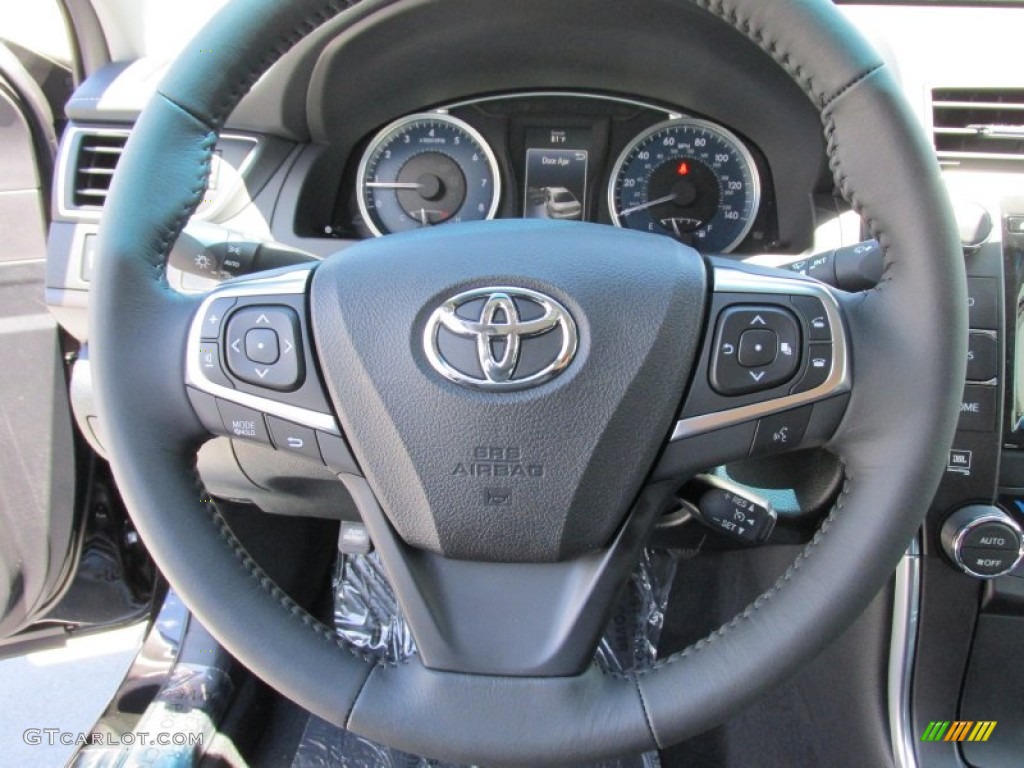 2015 Camry XLE V6 - Attitude Black Metallic / Black photo #31