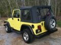 Solar Yellow - Wrangler SE 4x4 Photo No. 6