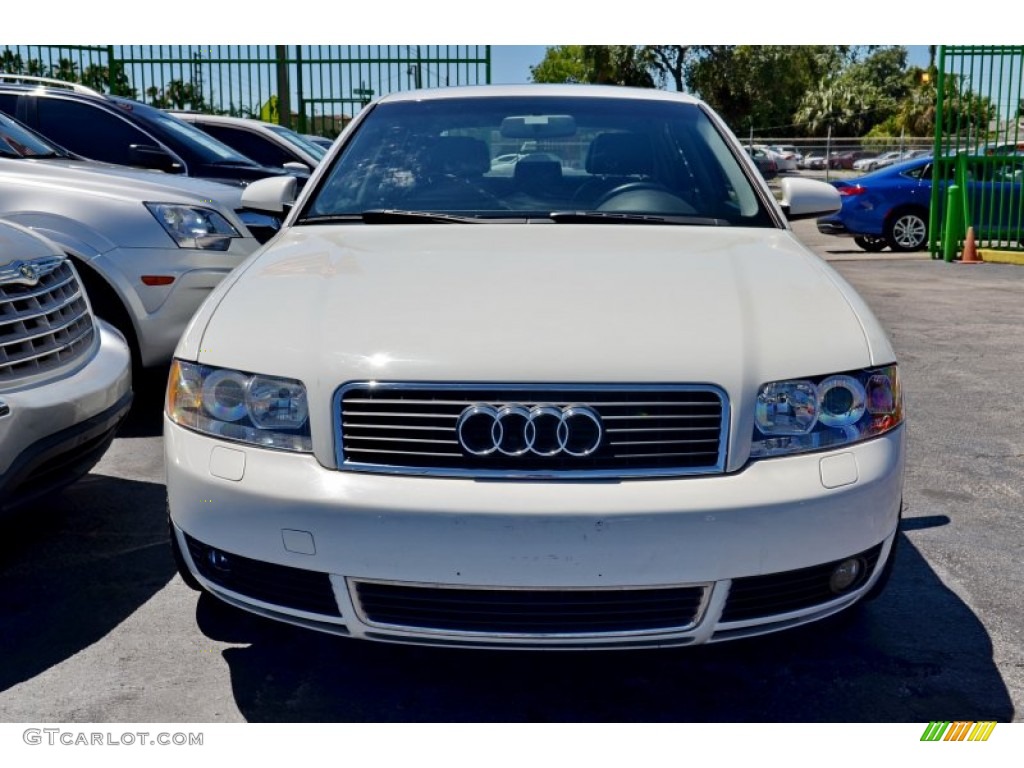 2005 A4 1.8T Sedan - Arctic White / Ebony photo #2