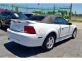 2001 Oxford White Ford Mustang V6 Convertible  photo #32