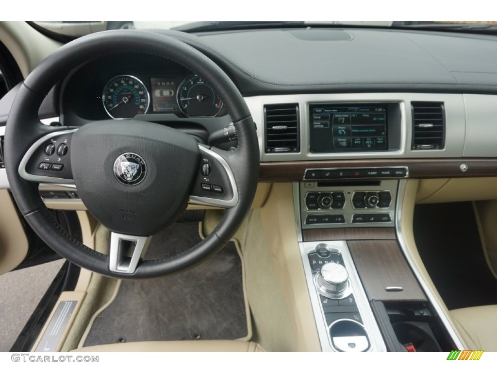 2014 Jaguar XF 2.0T Interior Color Photos