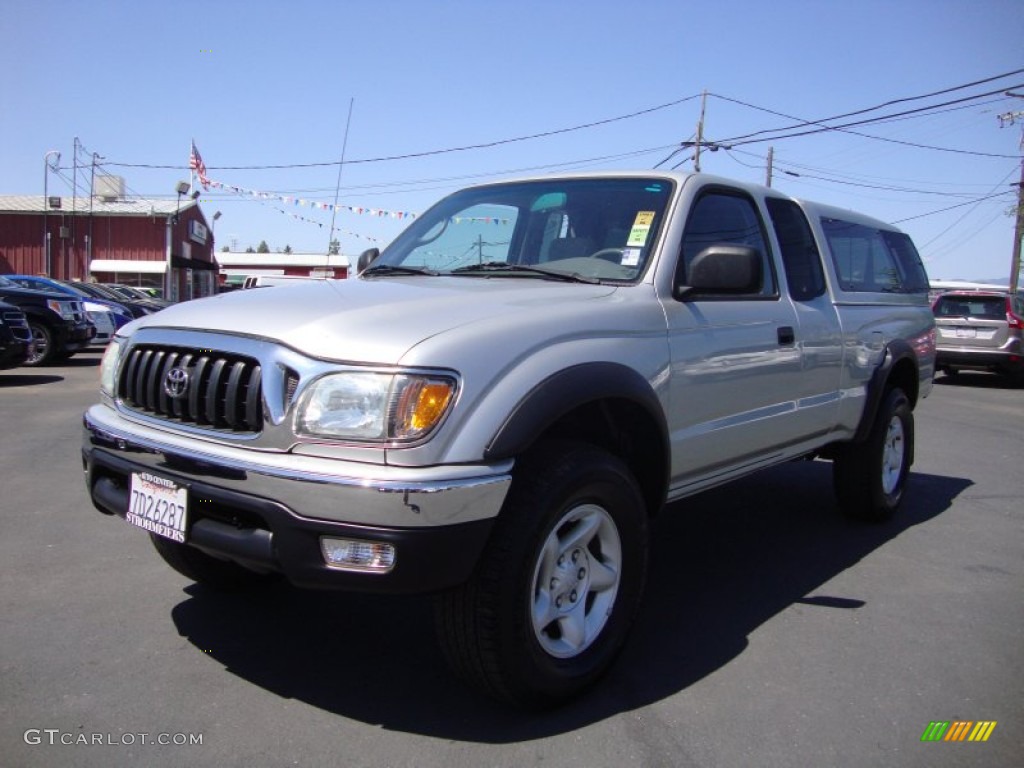 2003 Tacoma V6 Xtracab 4x4 - Lunar Mist Silver Metallic / Charcoal photo #3